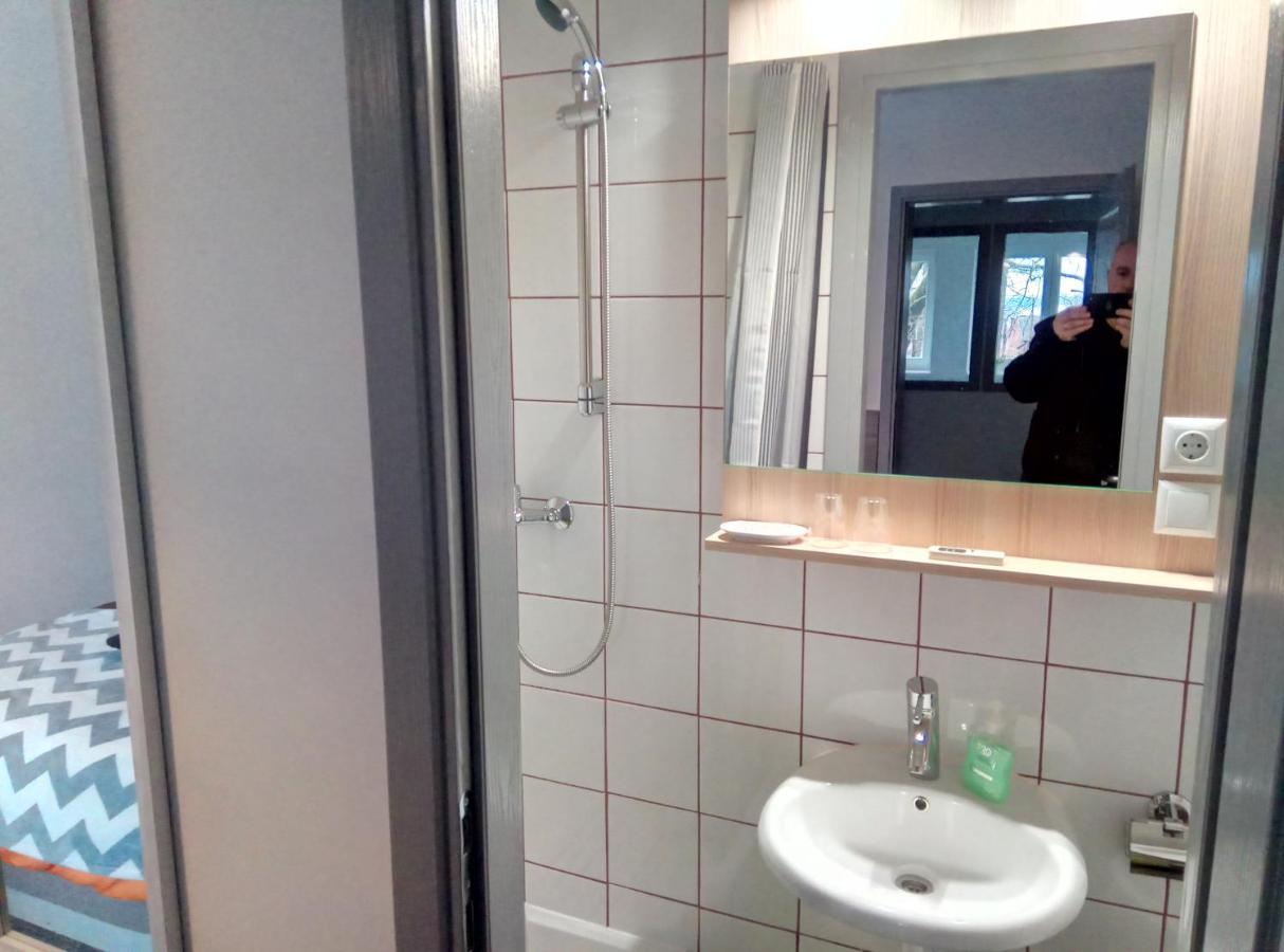 Park Rooms Dugo Selo Exterior foto